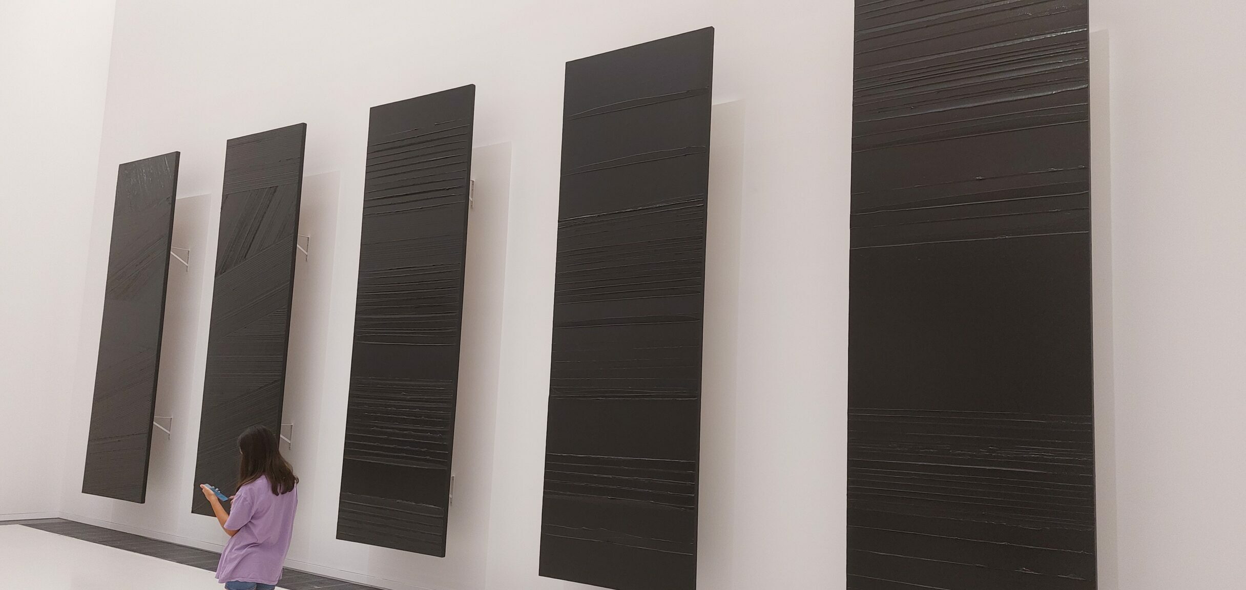 Les 5 oeuvres Outrenoir du centenaire de Pierre Soulages (2019)